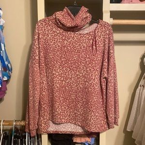 EUC 1X Terra & Sky cheetah print turtleneck sweater